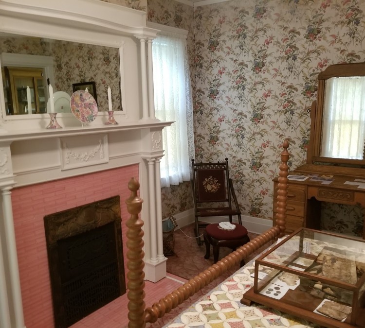 lorain-historical-society-moore-house-museum-photo